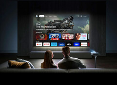 Dangbei Atom 可运行 Google TV，支持 Hey Google 和 Chromecast。(图片来源：当贝）