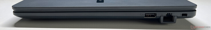 右侧USB-A 3.2 Gen 1（5 Gbit/s）、千兆位以太网、Kensington Nano 安全插槽