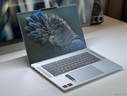 IdeaPad Slim 5（15 英寸机型，AMD）是一款经济实惠的办公笔记本电脑