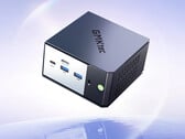 EVO-X1 Pro 搭载了 Ryzen AI 9 HX 470 处理器。图为：展示该迷你电脑正面的宣传图。