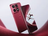 摩托罗拉已经展示了三种颜色的 Edge 70 Pro+。