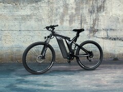 RunDeer星空电动自行车有一个碳纤维框架。(图片来源：Indiegogo)
