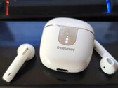 Tronsmart Onyx Ace Pro TWS的白色外观（来源：自己）。