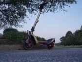 骑着 UT5 Ultra X 夜骑