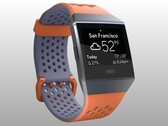 珊瑚蓝和火热橙的 Fitbit Ionic（图片来源：Fitbit）
