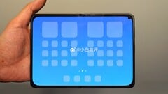 iPhone Ultra 的竞争对手可能是小米 18 Fold 或小米 Mix Fold 5。