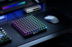 Keychron 最新推出的宏键盘配备了 100 个可自由编程的按键。