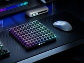 Keychron 最新推出的宏键盘配备了 100 个可自由编程的按键。