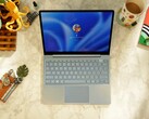 微软对 Surface Laptop Go 2 及其后续产品的改动微乎其微。(图片来源：微软）