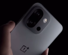 今年早些时候发布的 OnePlus 13T。(图片来源：OnePlus）