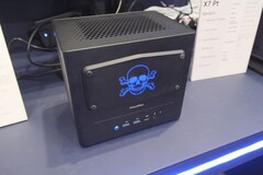 液冷 Minisforum AtomMan X7 Pt 是高端 AtomMan 迷你 PC 家族的最新成员。(来源：PC Watch）