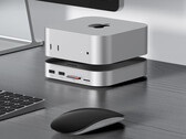 Ugreen 的全新基座解决方案营造出 Mac 悬浮的效果。(图片来源：Ugreen）