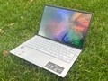 Acer Swift 3 SF314在审查中。拥有漂亮的OLED显示屏和快速CPU的紧凑型笔记本电脑