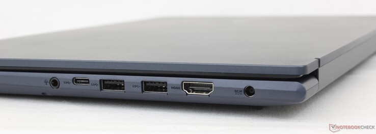 右边：3.5毫米耳机，USB-C 3.2 Gen. 1，2个USB-A 3.2 Gen. 1，HDMI 1.4，AC适配器