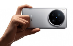 X300 和 X300 Pro 将是 vivo 继 X200 Ultra 之后发布的又一款 X 系列产品，如图所示。(图片来源：vivo）