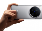 X300 和 X300 Pro 将是 vivo 继 X200 Ultra 之后发布的又一款 X 系列产品，如图所示。(图片来源：vivo）