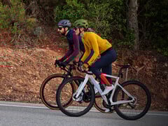 Edge 1050 是符合 Garmin 28.20 系列更新条件的四款 Garmin 骑行电脑之一。(图片来源：Garmin）