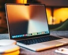 Apple 据说 macOS 27 将修改 "液态玻璃 "设计。