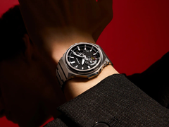 卡西欧 G-Steel GST-B1000-1AJF,如图所示。(图片来源:卡西欧日本)