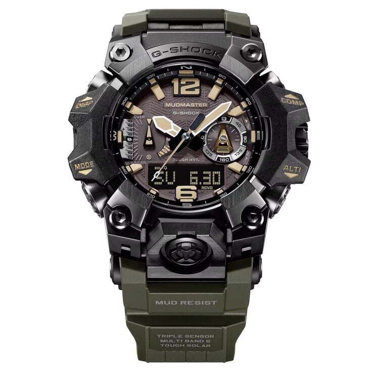 G-Shock Mudmaster GWG-B1000-1A3 表盘的特写，展示了浅棕色时标、夜光指针、数字显示屏和指南针刻度。