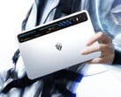 RedMagic Gaming Tablet 5 Pro 展示了其配备 RGB LED 灯效的液冷系统。