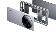 14 Ultra 钛金版。(来源:小米)