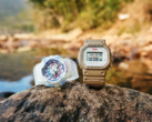 卡西欧 G-Shock DW-5600LICH25-5PFL（右）和 Baby-G BA-110XLICH25-7PFL（左）。(图片来源：微博）