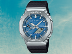 卡西欧 GBM-2100A-2B（如图）是三款新型金属表圈手表之一。(图片来源：Hamilton Place 编辑）