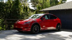 Model Y 是首款在全球汽车销量排行榜上名列前茅的电动汽车（图片：特斯拉）