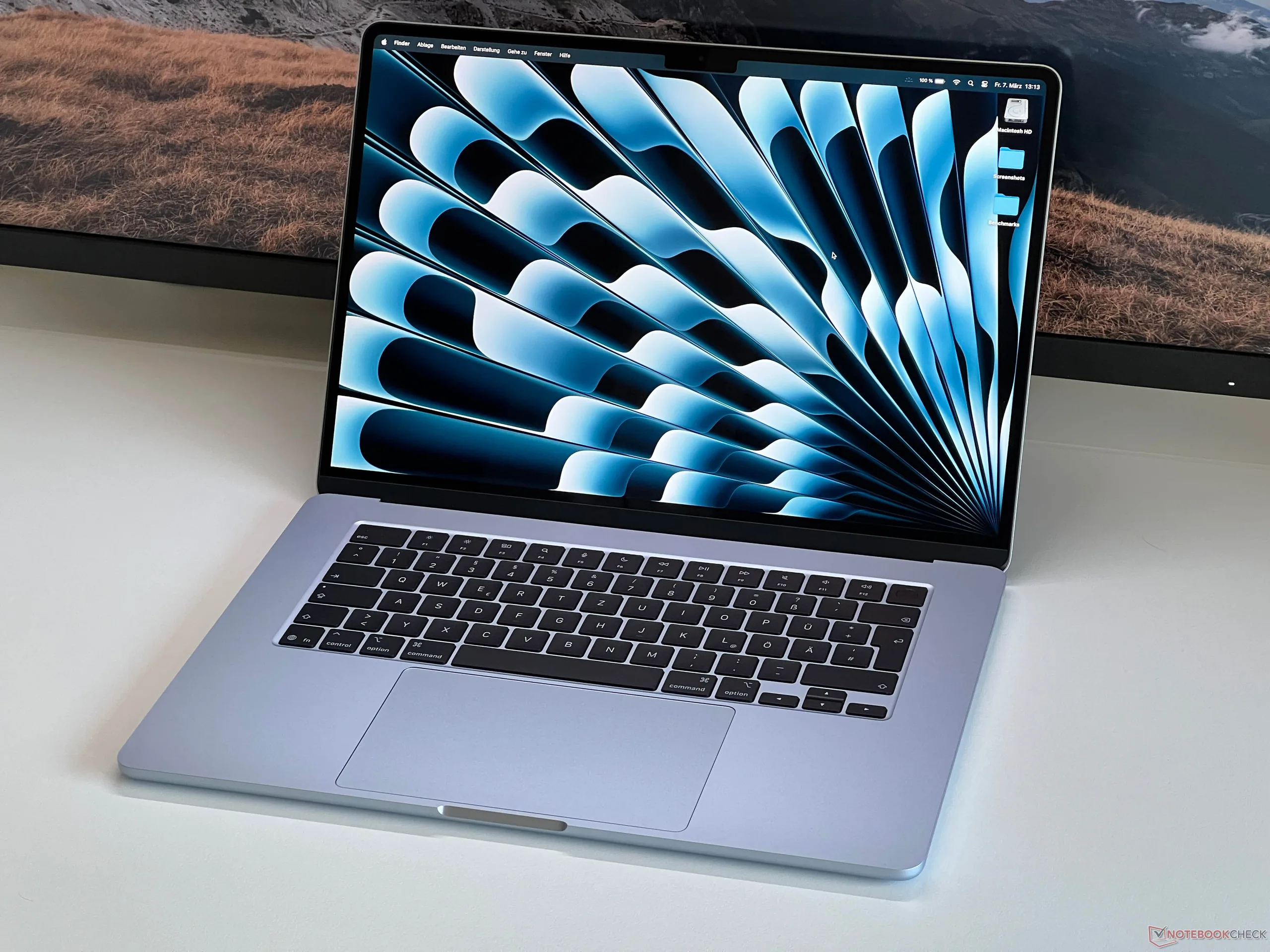 Apple MacBook Air 15 M5 - Notebookcheck CN