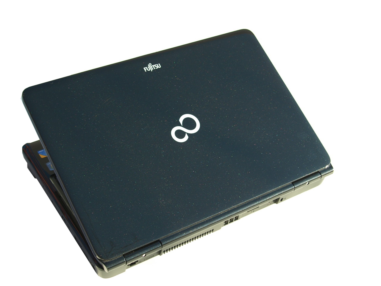 富士通 FMV LIFEBOOK AH/56E i5 RAM8G SSD240G